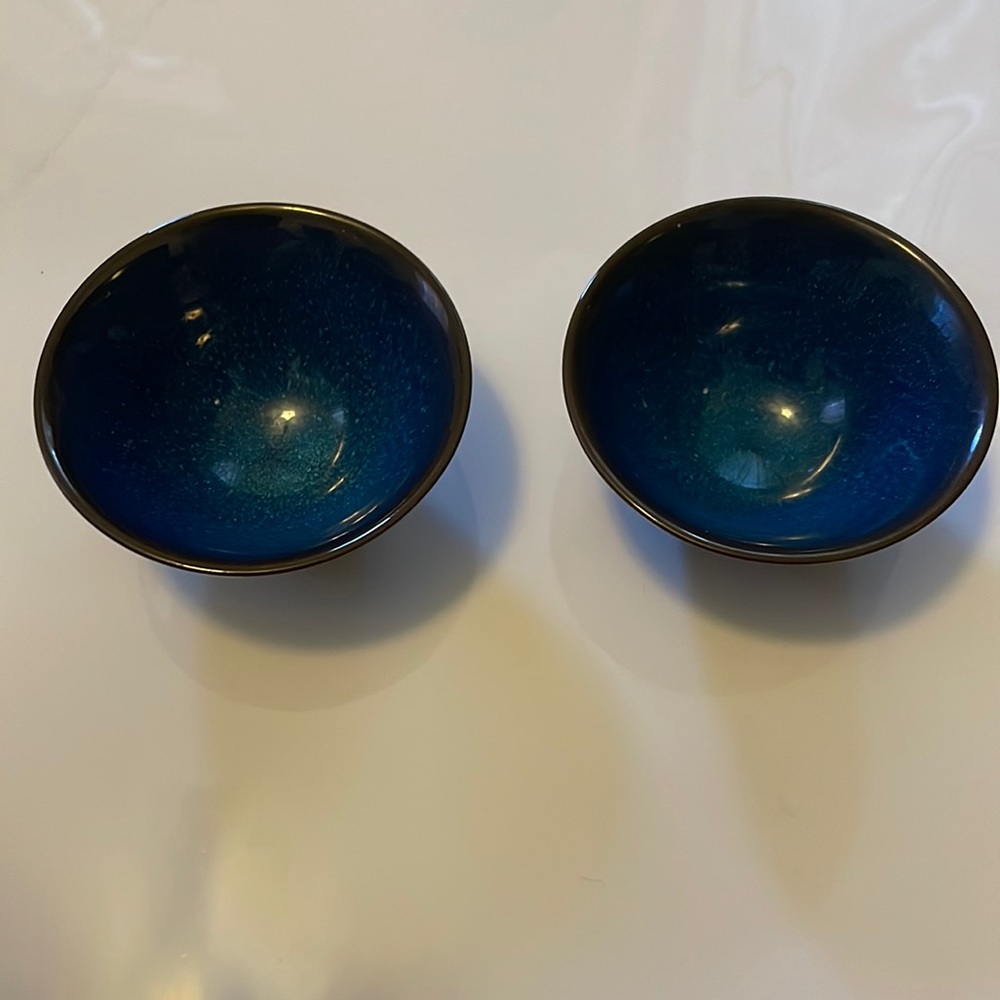 Tea cups